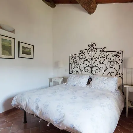 Landhaus Borgo Comano (Tuscany)